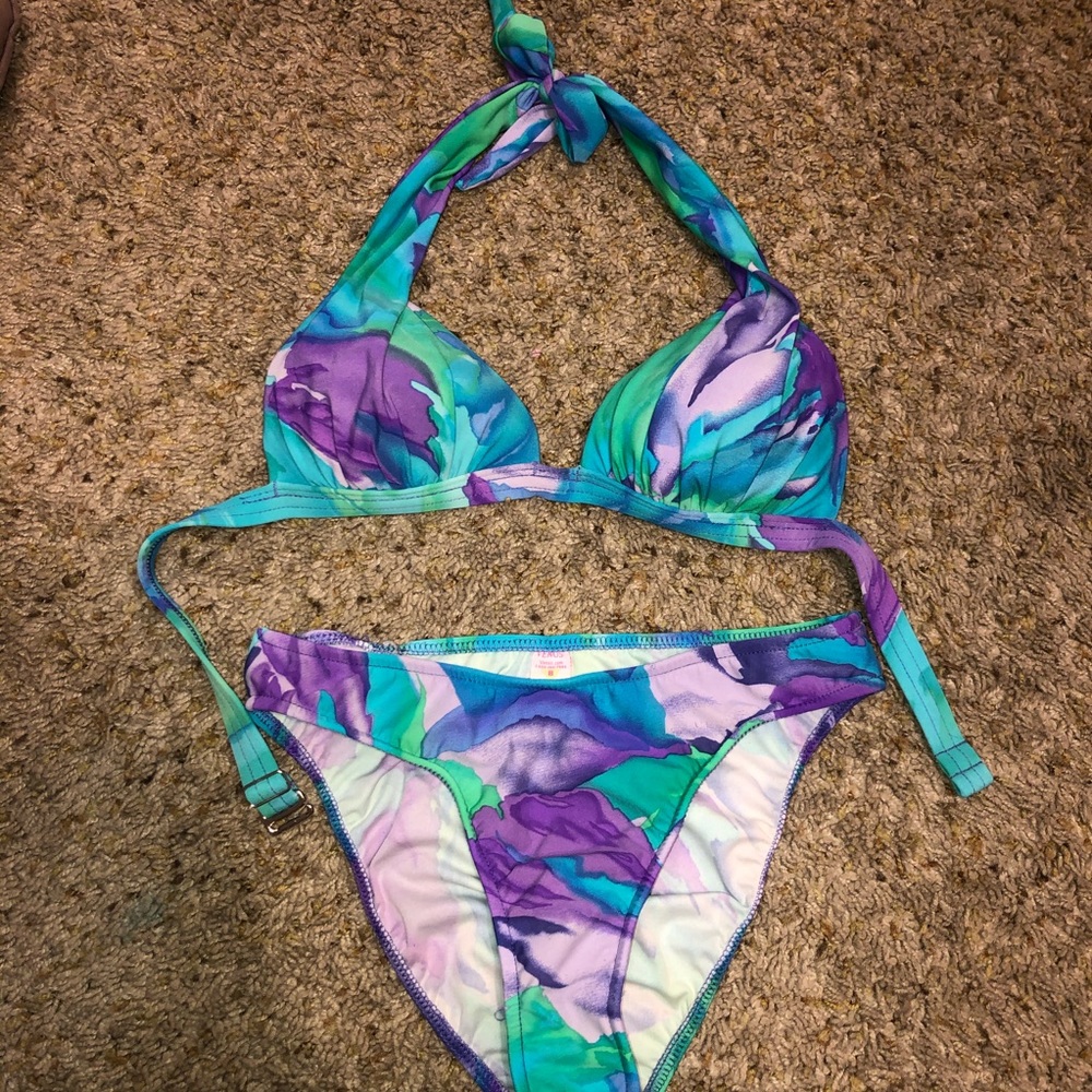 Tie dye swimsuit set 💚💜💙